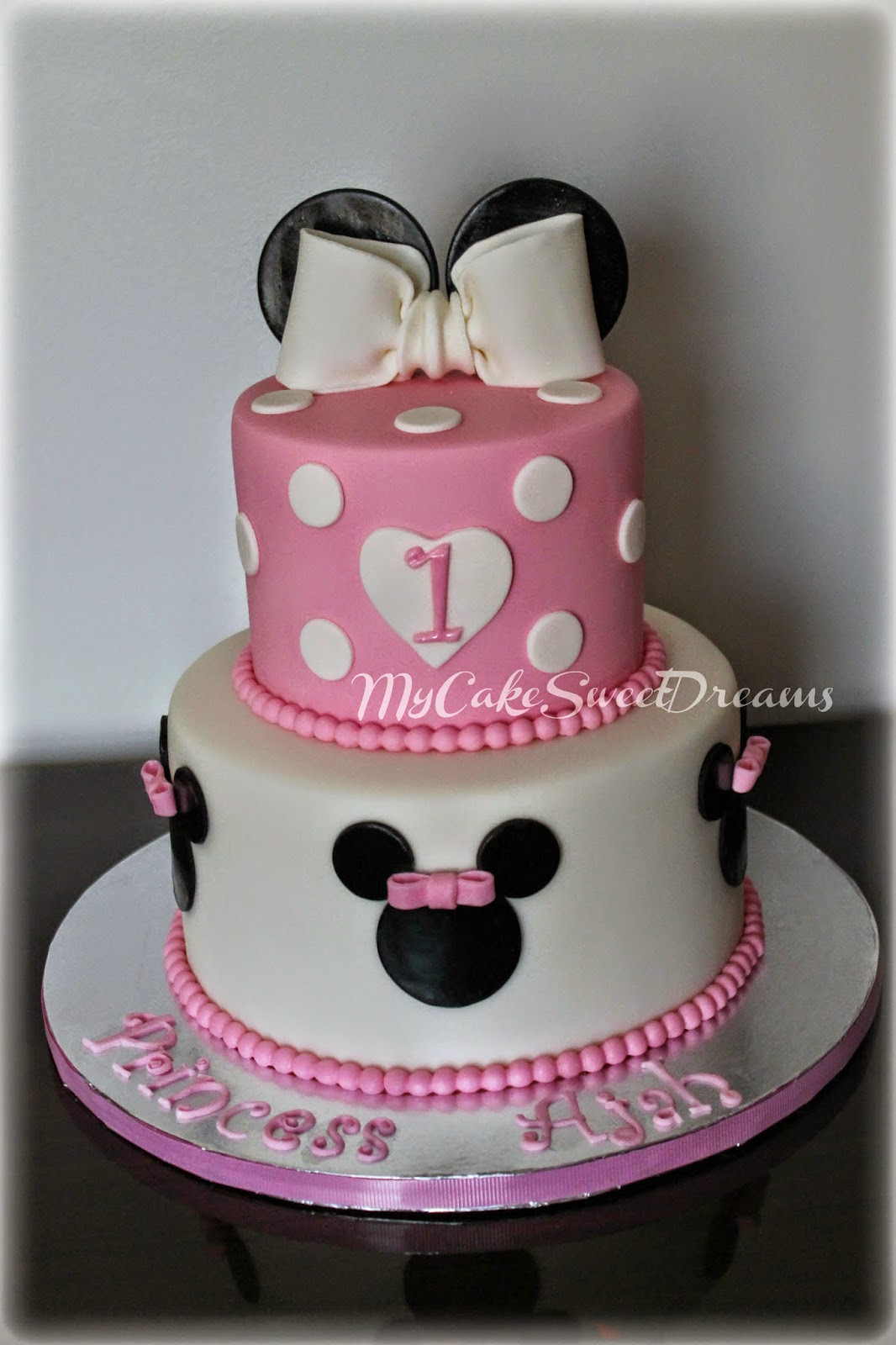 Minnie Mouse First Birthday Cake
 My Cake Sweet Dreams Minnie Mouse 1st Birthday Cake