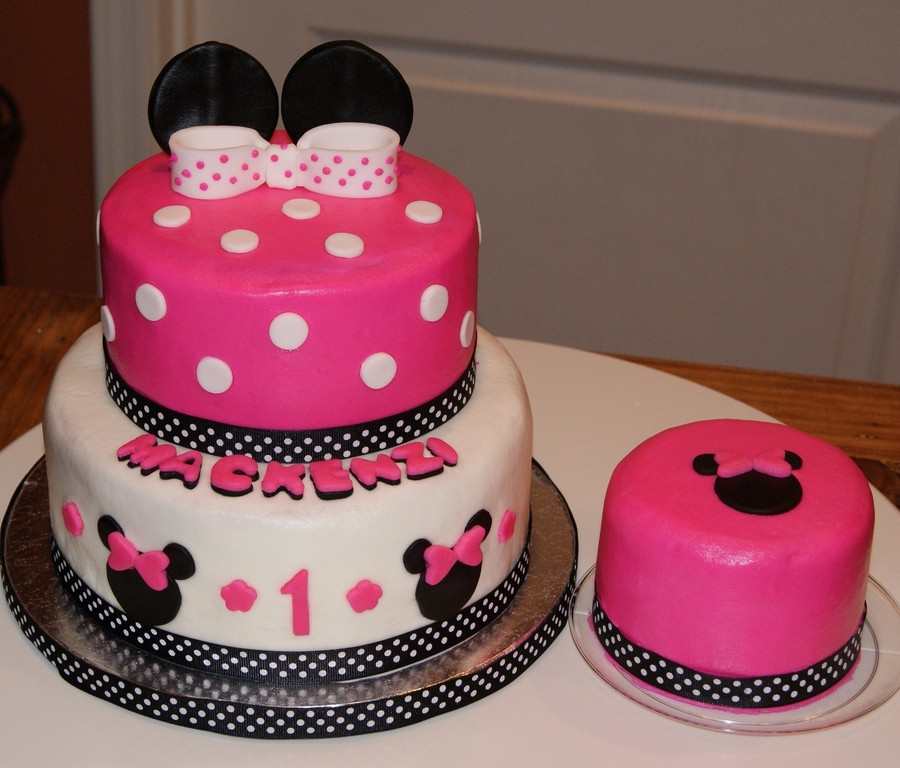 Minnie Mouse First Birthday Cake
 Minnie Mouse 1St Birthday Cake CakeCentral