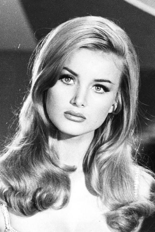 1960 Hairstyles For Long Hair
 20 Collection of 1960S Long Hairstyles