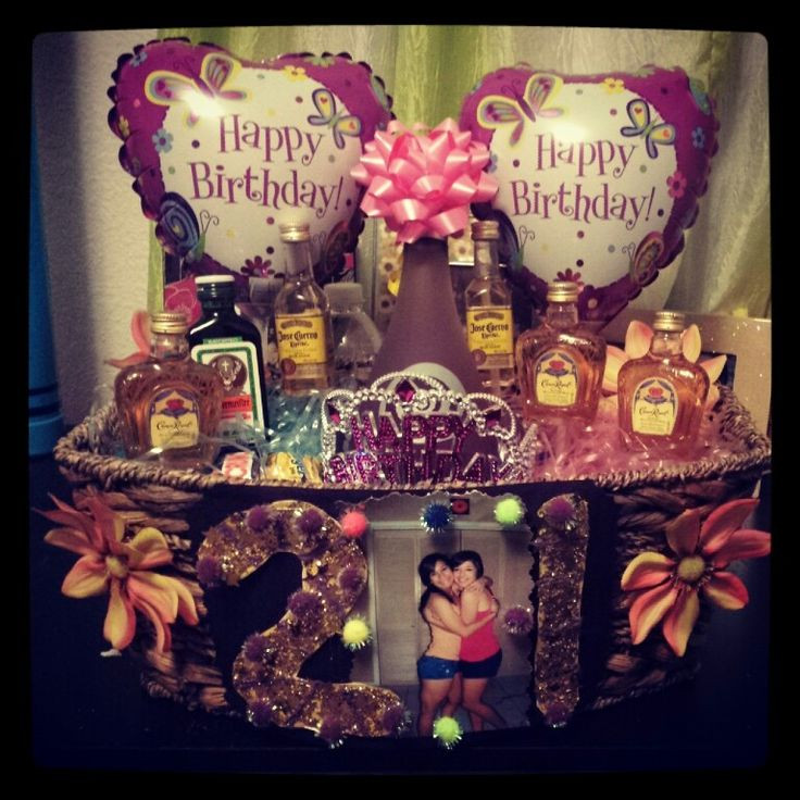 21St Birthday Gift Ideas For Best Friend
 Best 25 21st Birthday Basket ideas on Pinterest