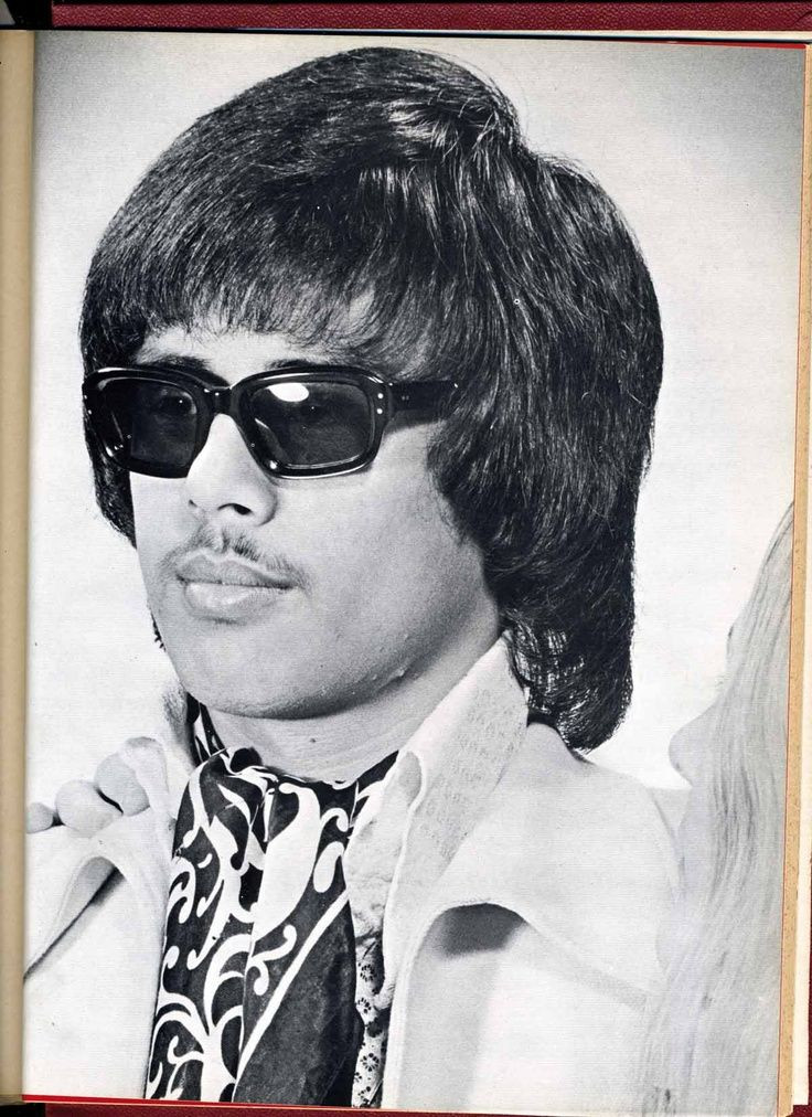 70S Haircuts Male
 70s men s hairstyle and sunglasses