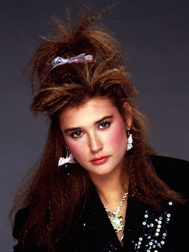 80S Female Hairstyles
 Crimped Hair Is Fully ing Back Whether You Like It Not