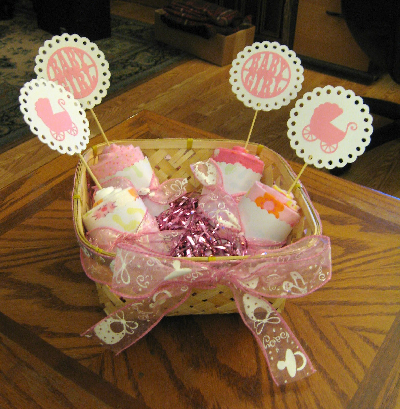 Baby Shower Gift Basket Ideas For Guests
 Baby shower t basket ideas for guests