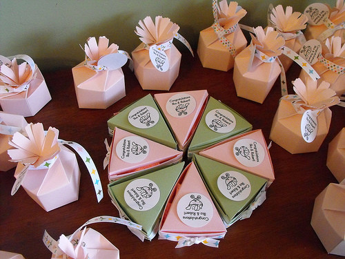 Best ideas about Baby Shower Guest Gift Ideas
. Save or Pin baby shower ts for guests 11 Now.