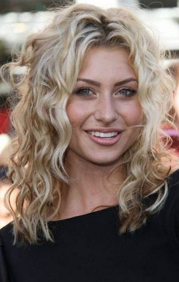 Best Haircuts For Fine Curly Hair
 25 Best Curly Short Hairstyles For Round Faces Fave