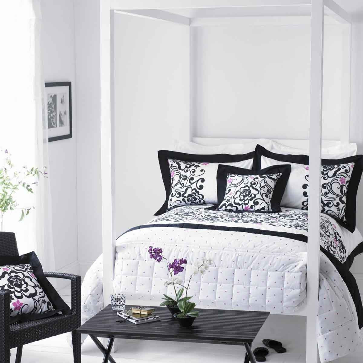 Best ideas about Black And White Bedroom Ideas
. Save or Pin Modern black and white bedroom ideas Now.