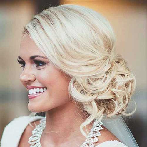 Bridesmaid Side Hairstyles
 20 Bridesmaid Hair Ideas