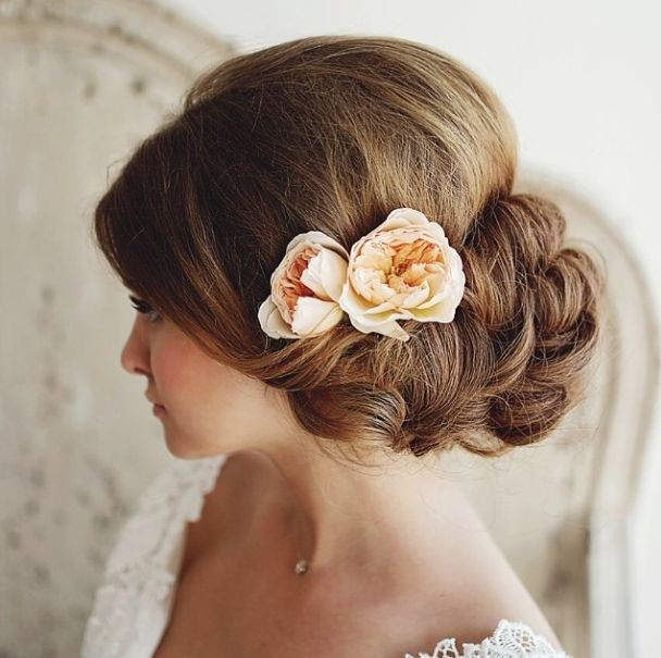 Bridesmaid Side Hairstyles
 35 Wedding Hairstyles Discover Next Year’s Top Trends for