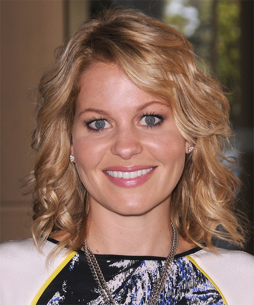Candace Cameron Bure Hairstyle
 Candace Cameron Bure Hairstyles in 2018