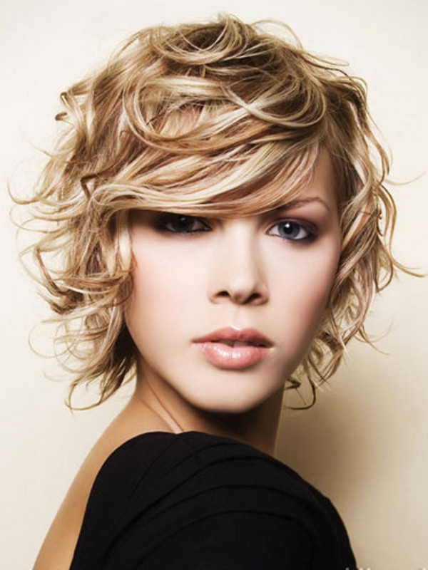 Cool Hairstyles For Curly Hair
 Trendy hairstyles for Round Face Shapes