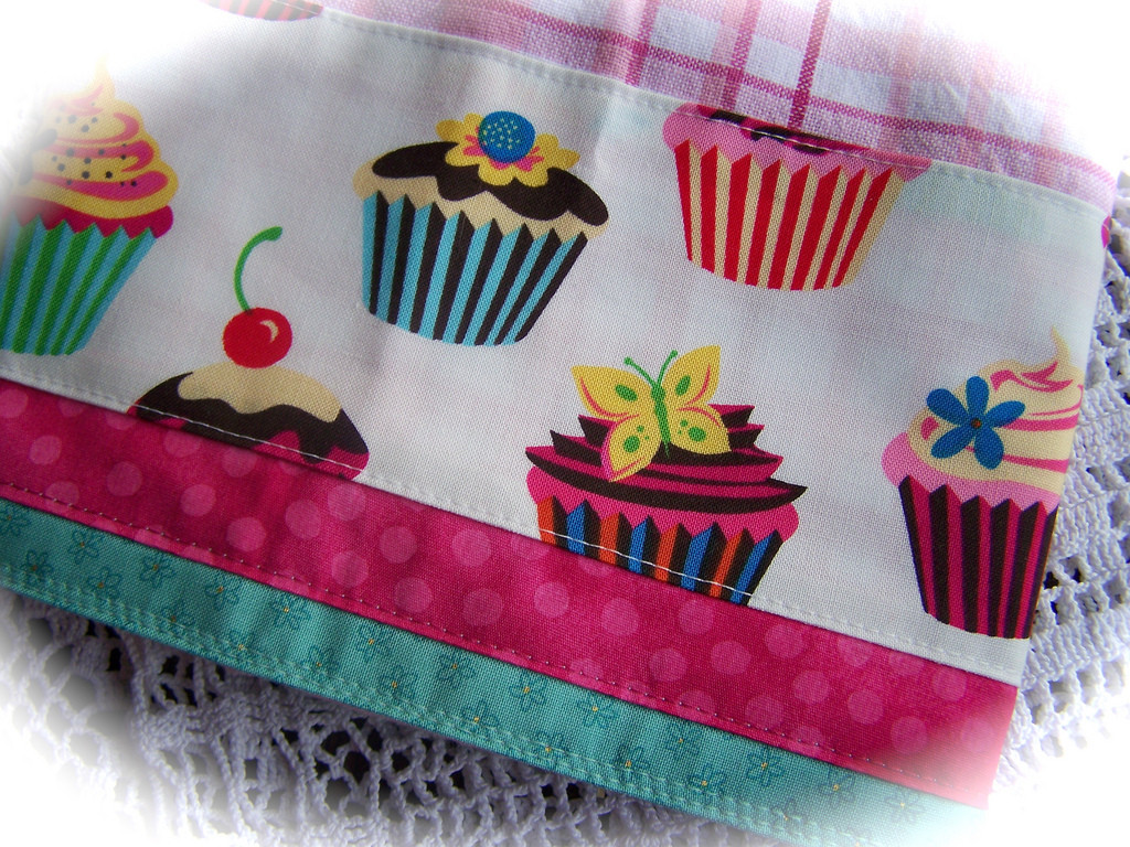 Best ideas about Cupcake Kitchen Decor
. Save or Pin Cupcake kitchen decorating with towels Now.