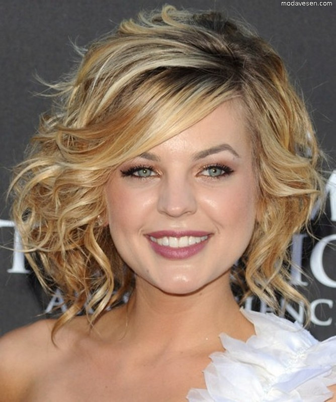 Curling Bob Hairstyle
 curly bob hairstyle with bangs Women Hairstyles