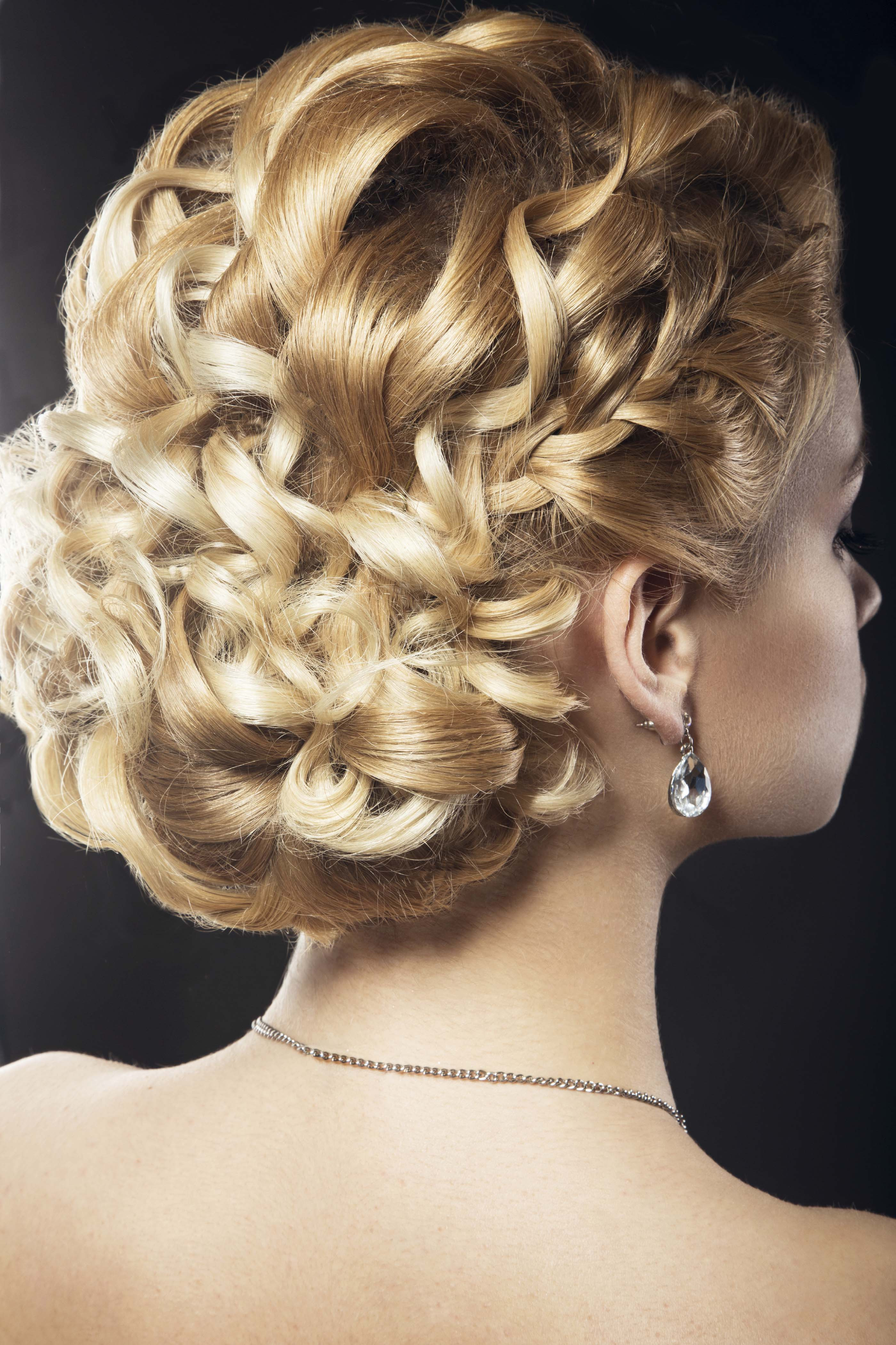 Best ideas about Curly Hairstyles Up Do
. Save or Pin 9 Spring Wedding Updos for Curly Hair Now.