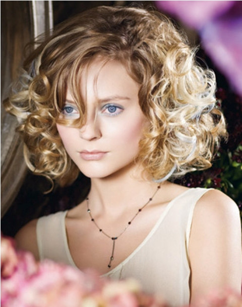 Cute Curled Hairstyles
 Young Cute Curly Hairstyles Ideas – CircleTrest