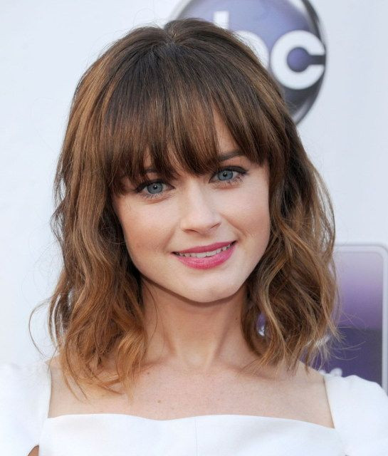 Cute Hairstyles For Shoulder Length Hair
 30 Fringe Hairstyles For Medium Length Hair Elle Hairstyles