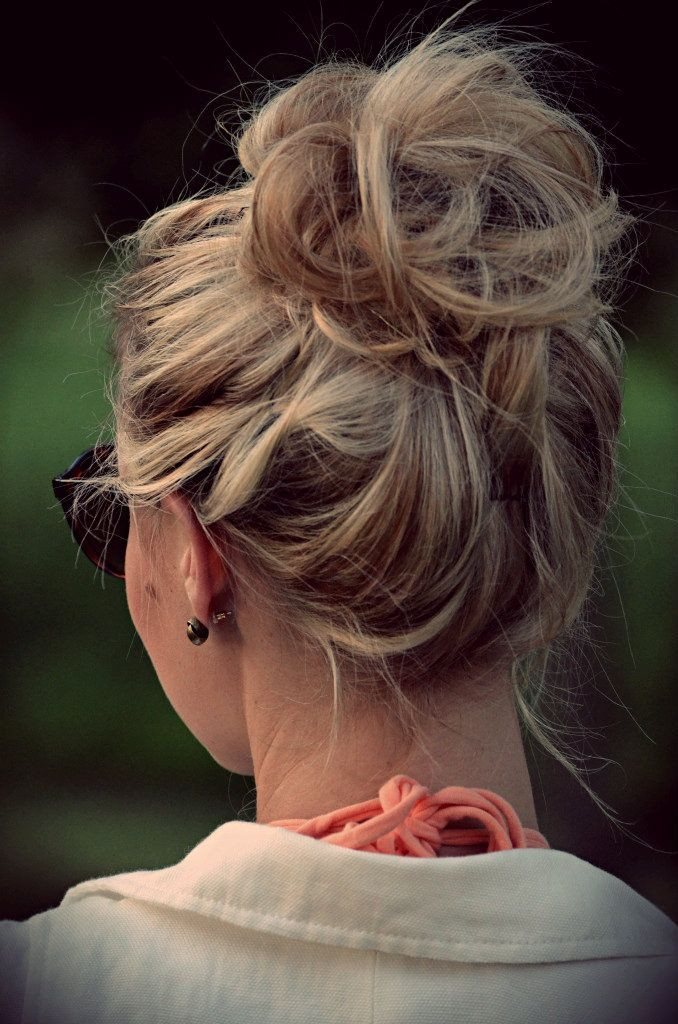 Best ideas about Cute Messy Bun Hairstyles
. Save or Pin Loose Bun Hair Designs for Your Holiday Pretty Designs Now.