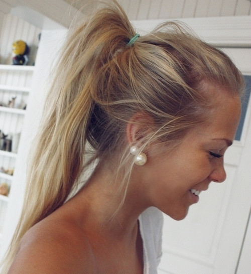 Cute Messy Hairstyles
 Cute Messy Ponytail for Girls Easy Hairstyle for Sports
