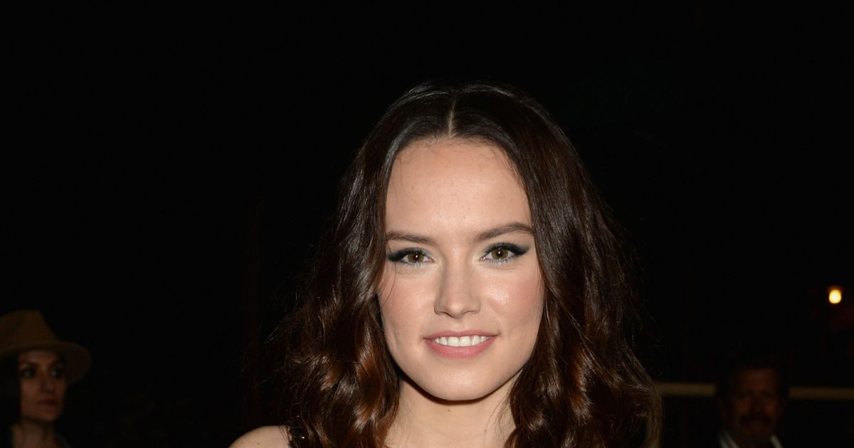 Best ideas about Daisy Ridley Bathroom Selfie
. Save or Pin Daisy Ridley posts passionate plea about heavily filtered Now.