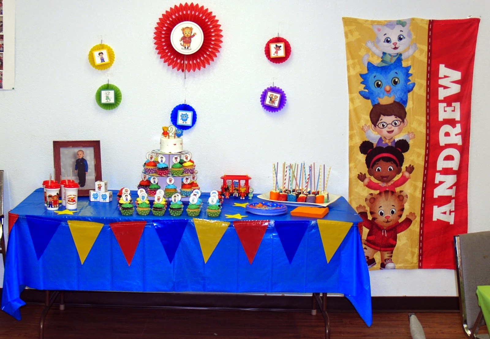 Best ideas about Daniel Tiger Birthday Party
. Save or Pin Writing Reading and Eating The Big Daniel Tiger Now.