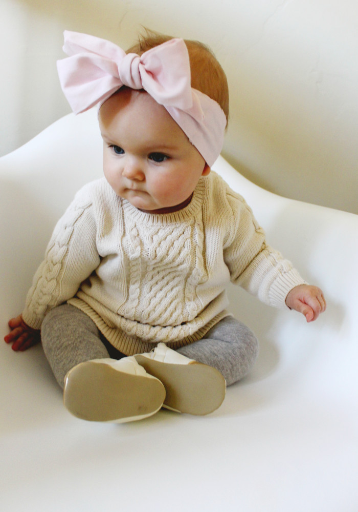 Best ideas about DIY Baby Head Wrap
. Save or Pin DIY Baby Oversized Bow Headwraps Now.