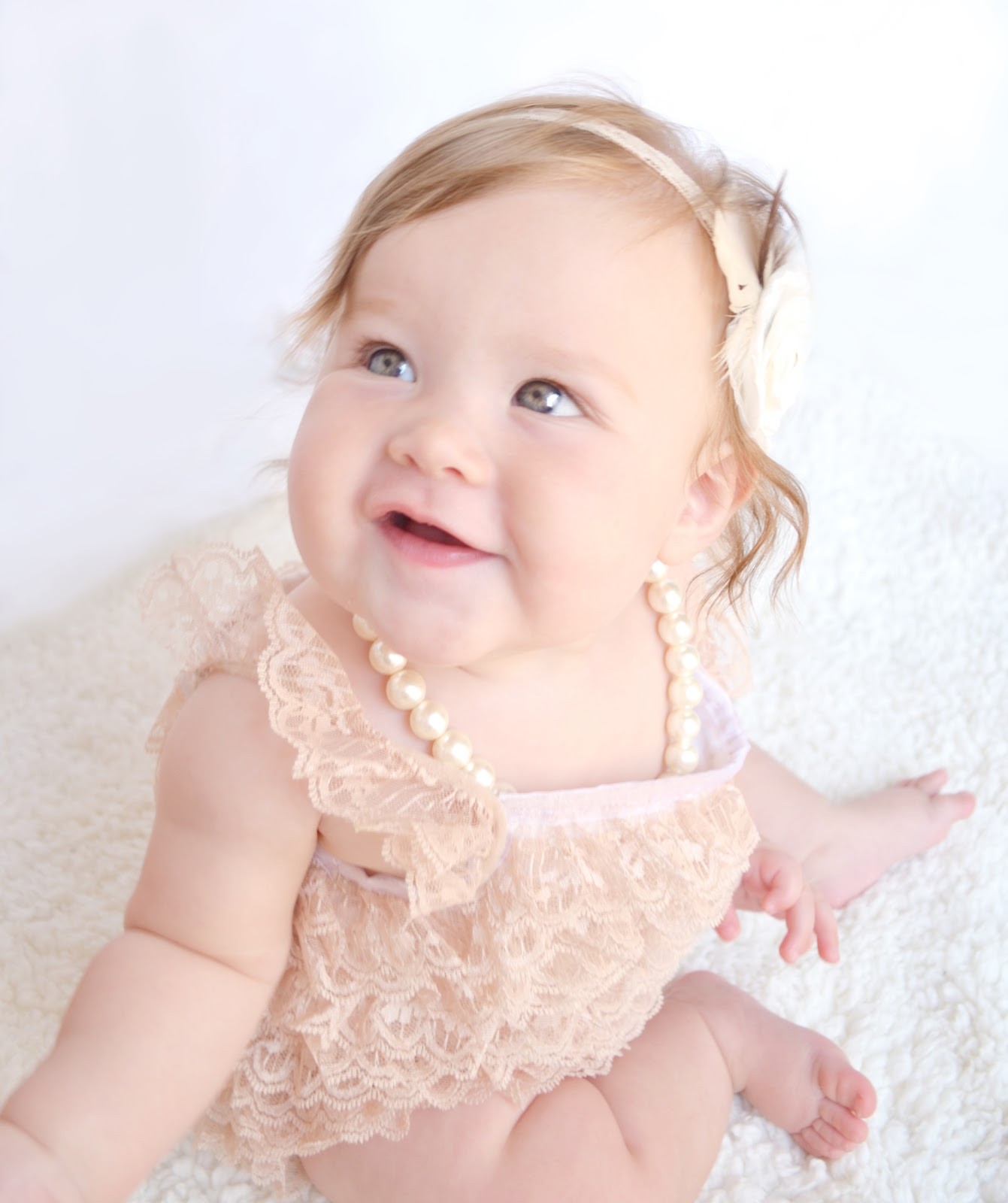 DIY Baby Romper
 Small Town Small Bud DIY Lace Baby Romper