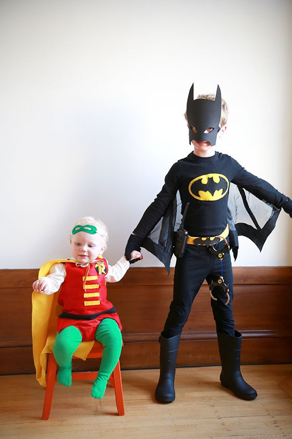 DIY Batman Costume Toddler
 batman and robin baby costume Say Yes blog