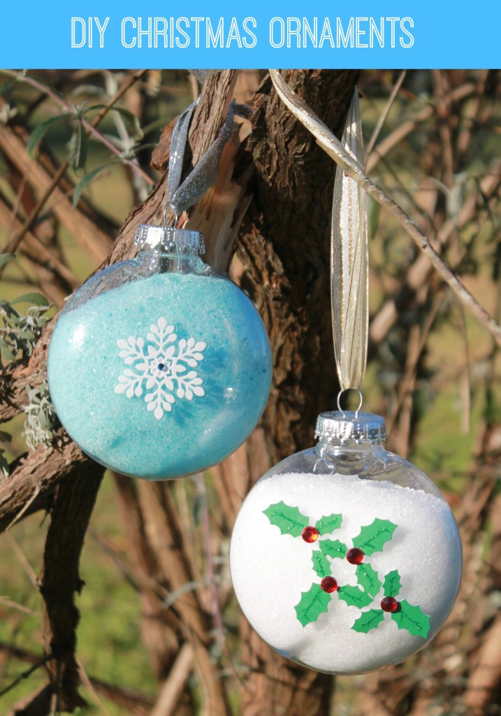 DIY Christmas Ornaments With Pictures
 Easy DIY Snowflake Christmas Ornament