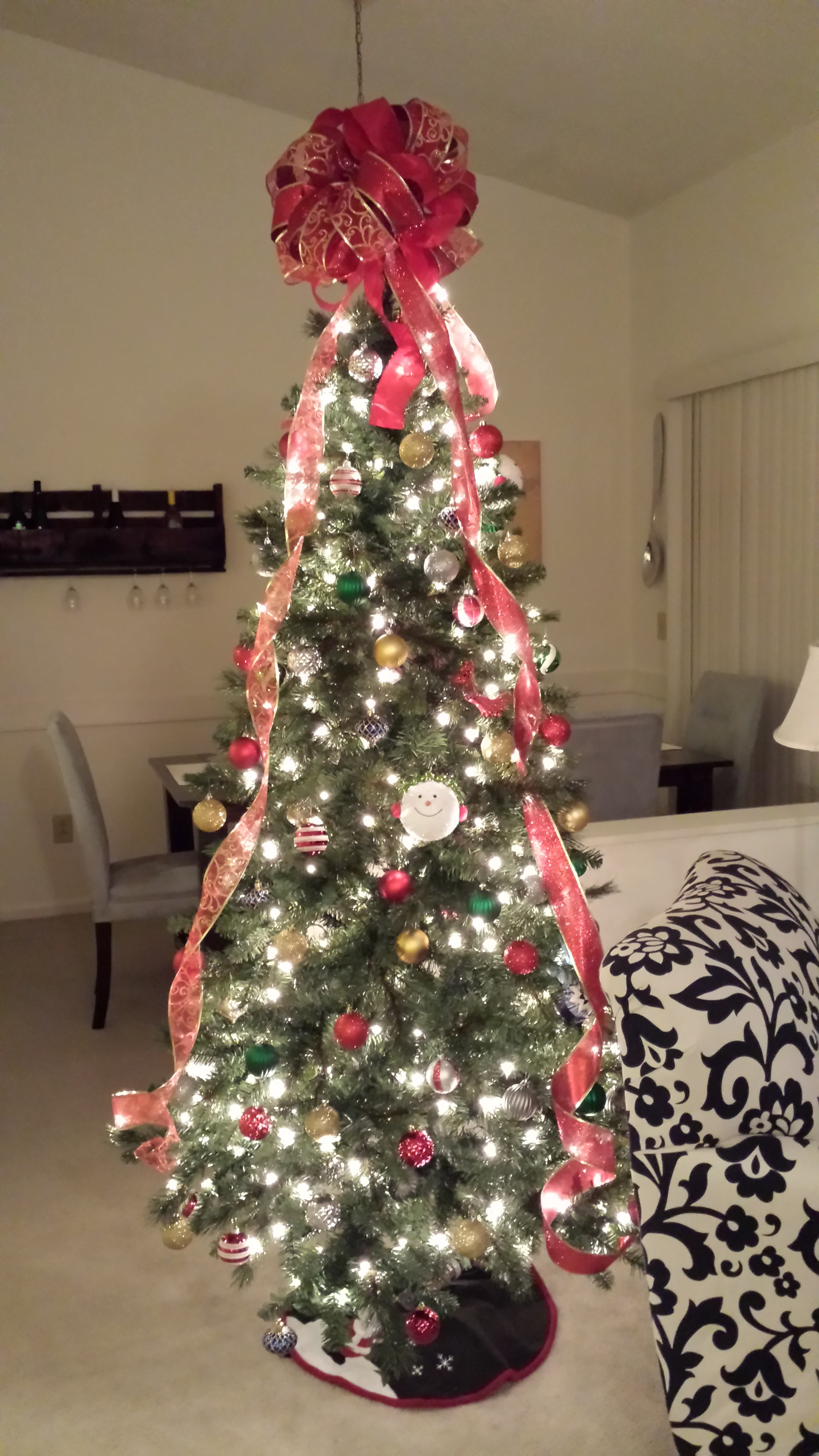 DIY Christmas Tree Bow Topper
 Andrea Faison