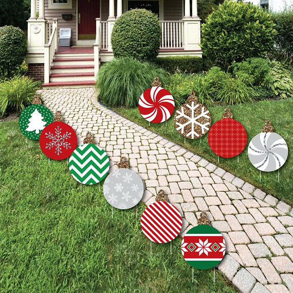 DIY Christmas Yard Decoration
 40 Festive DIY Outdoor Christmas Decorations