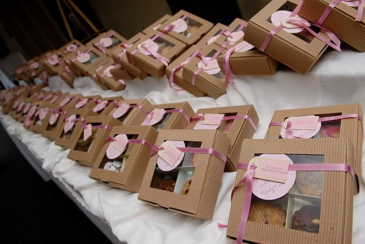 DIY Cookie Boxes
 INSPIRATION Edible Escort Seating Cards DIY Project