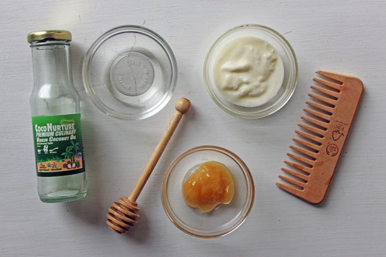 DIY Deep Conditioning Hair Mask
 diy Deep Conditioning Yogurt & Honey Hair Mask