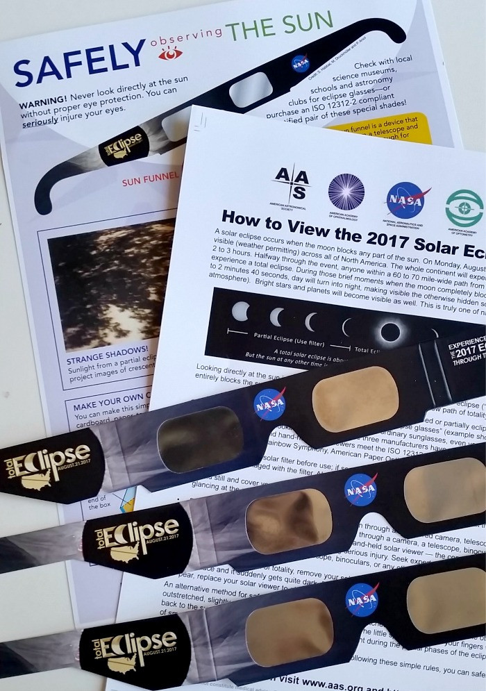 Best ideas about DIY Eclipse Box
. Save or Pin DIY Solar Eclipse Viewer Box and Viewing Safety Tips Now.