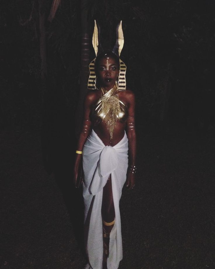 DIY Egyptian Goddess Costume
 17 Best images about BASTET costume on Pinterest