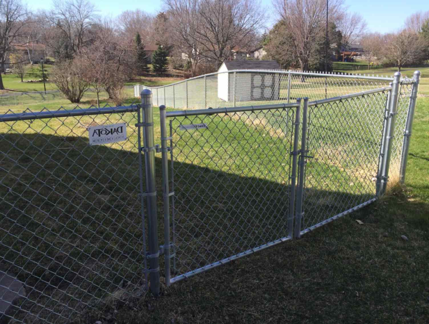 DIY Electric Dog Fence
 Dog Fences Outdoor DIY To Keep Your Dogs Secure