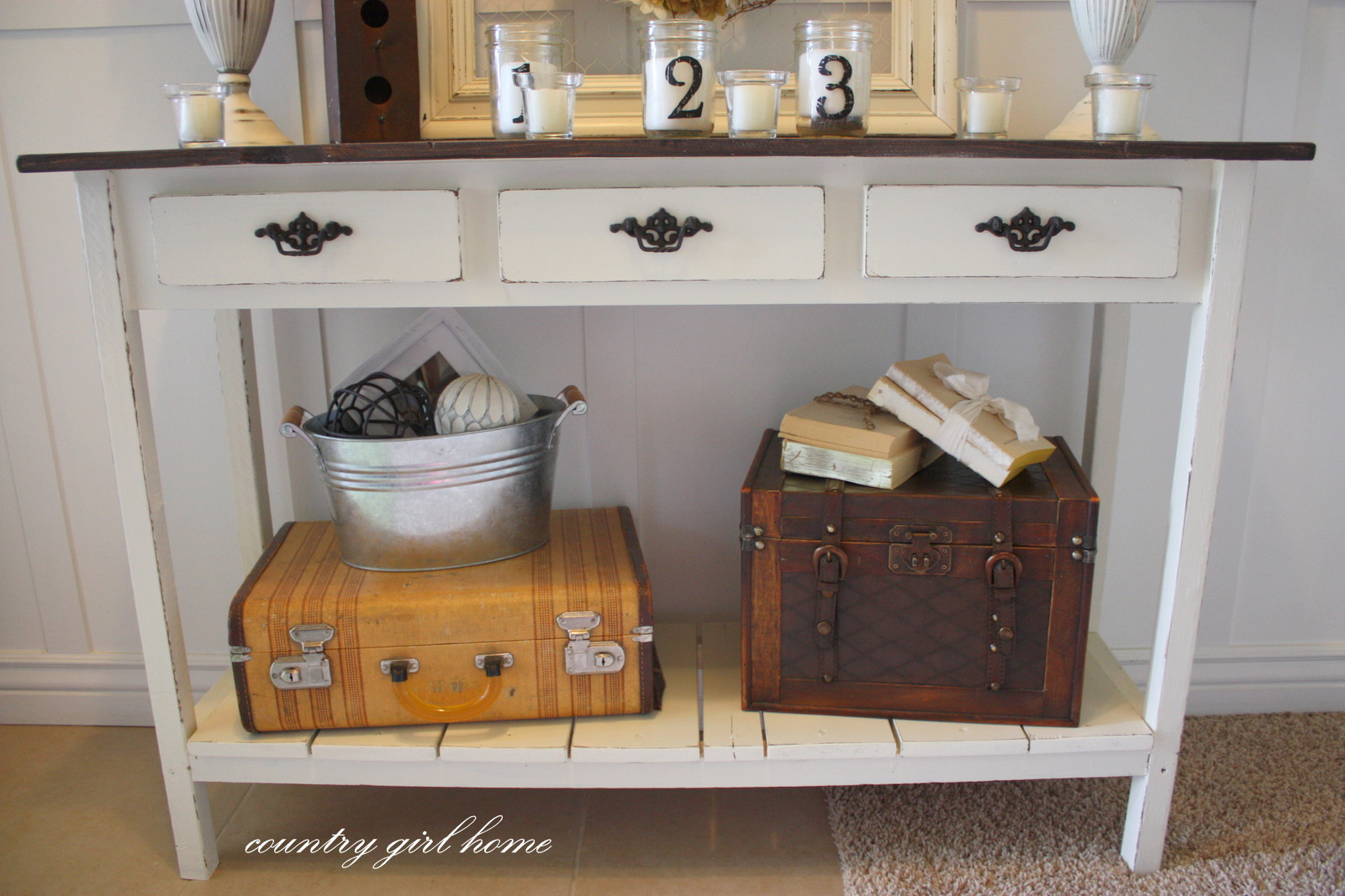 Best ideas about Diy Entryway Table
. Save or Pin COUNTRY GIRL HOME added onto my DIY entry table Now.