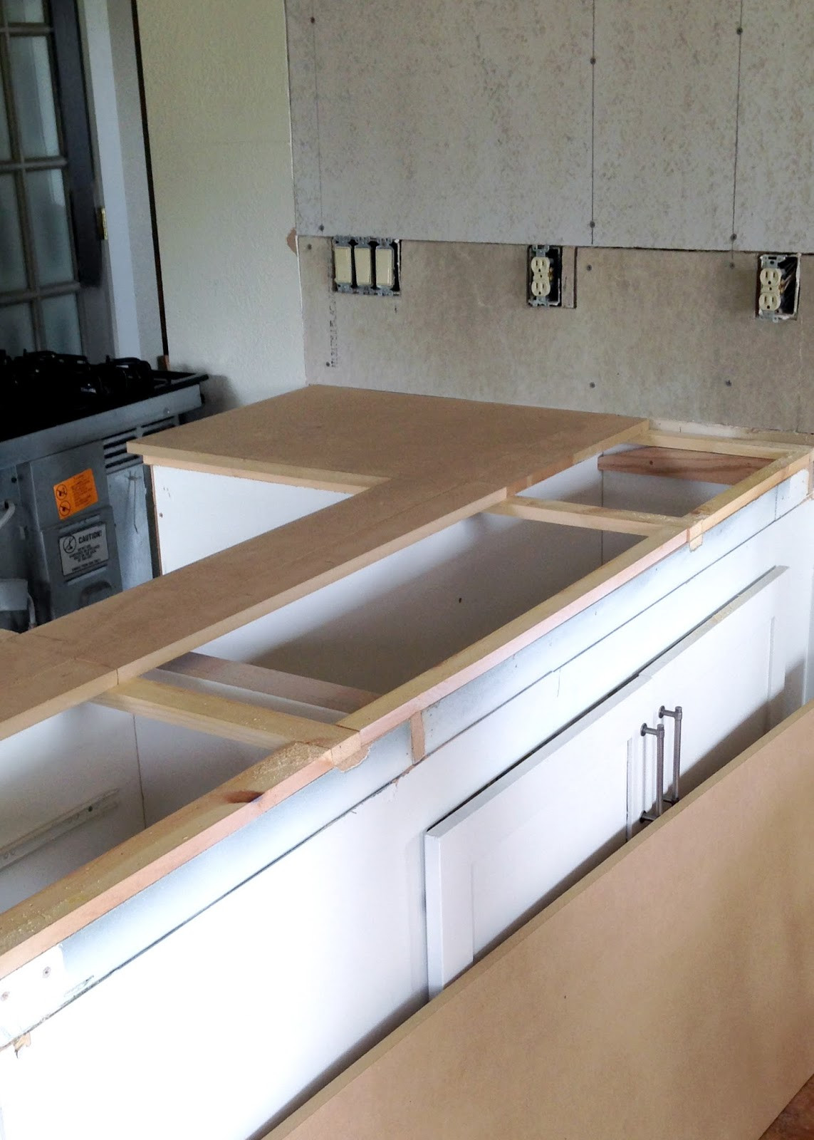 DIY Kitchen Countertops
 DIY Reclaimed Wood Countertop