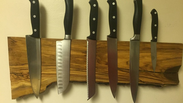Best ideas about DIY Magnetic Knife Holder
. Save or Pin DIY Magnetic Knife Rack Thehomesteadingboards Now.