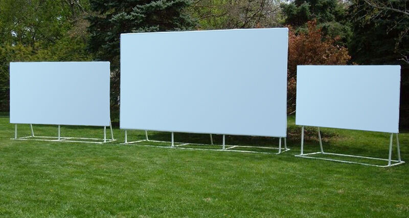 DIY Outdoor Projector Screen
 How to Make an Outdoor Projector Screen