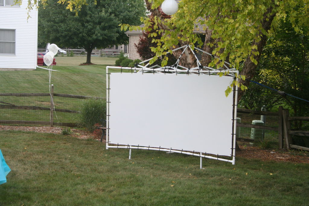 DIY Outdoor Projector Screen
 Outdoor Projector Screen on a Bud