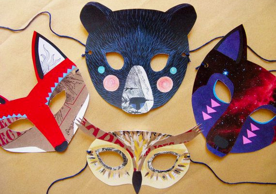 DIY Paper Mask
 12 DIY Cardboard Paper & Felt Masks for Halloween