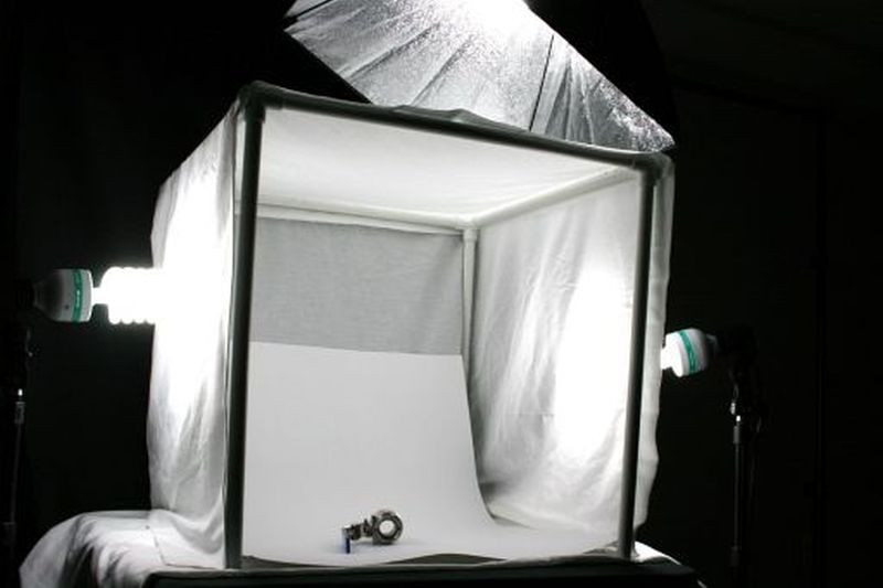 DIY Photography Light Box
 9 DIY graphy Hacks to Cut Down on Cost