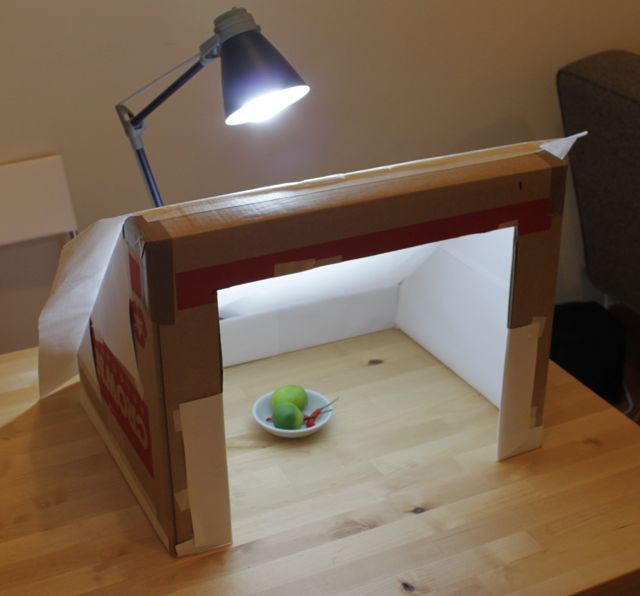DIY Photography Light Box
 Simply Cooked Light Box for Staging Food graphy