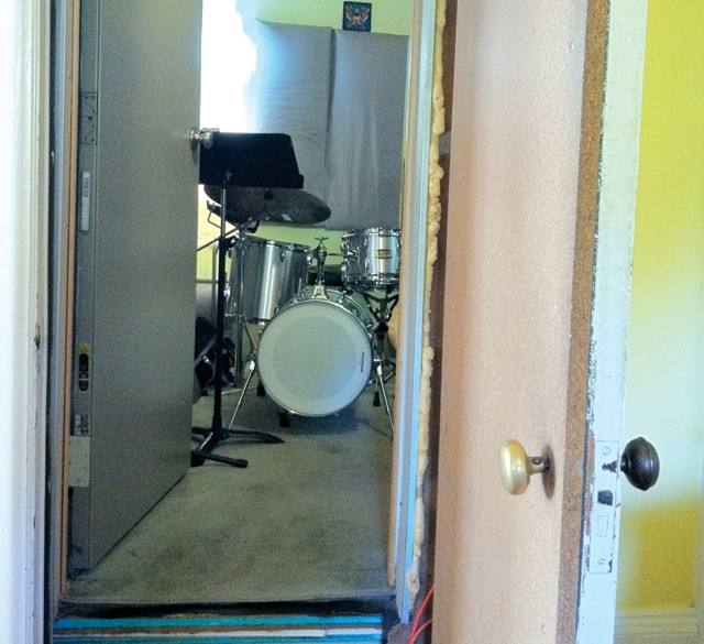 DIY Soundproofing A Room
 DIY Build Your Own Soundproof Home Studio – Drum