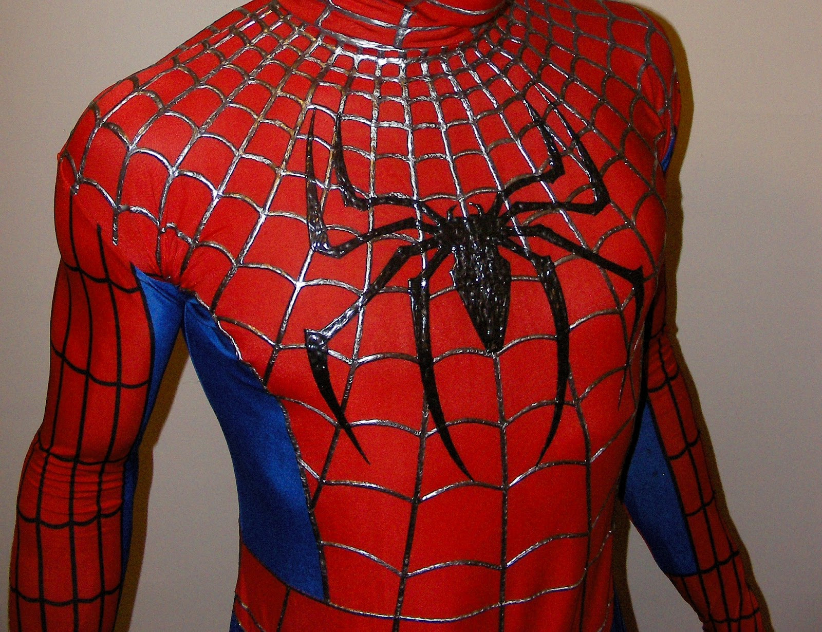 DIY Spiderman Costume
 Spiderman replica costume part 2 The torso Hacksmith