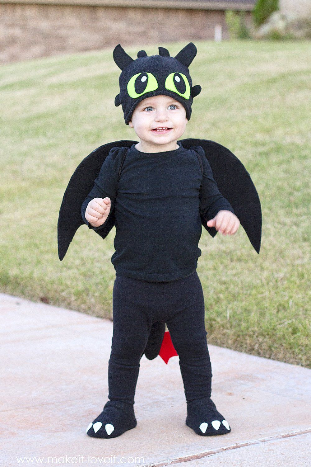 Best ideas about DIY Toothless Costume
. Save or Pin DIY Toothless Costume "How To Train Your Dragon" A Now.
