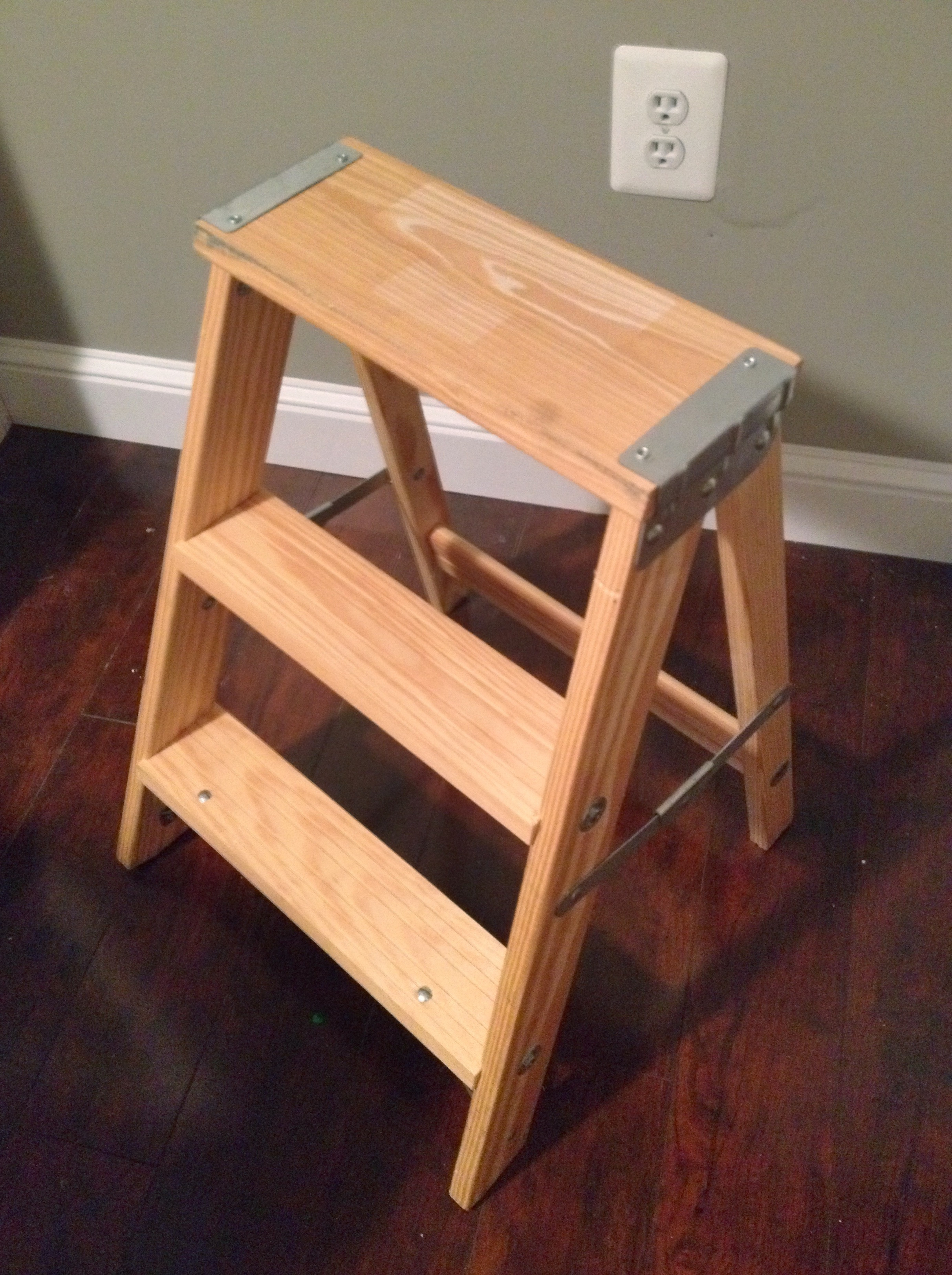 DIY Wood Stools
 Diy Step Stool Ideas Diy Do It Your Self