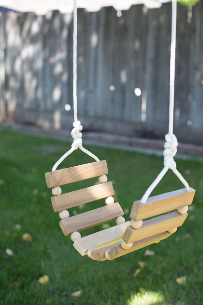 DIY Wood Swing
 DIY Tree Swing for Kids & Adults