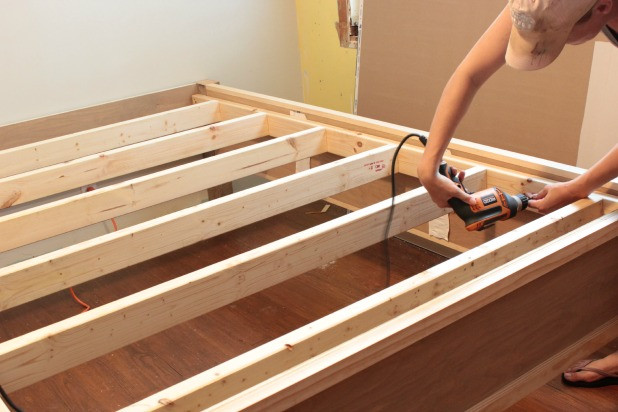 DIY Wooden Bed
 Woodwork Wooden Bed Frame Plans PDF Plans