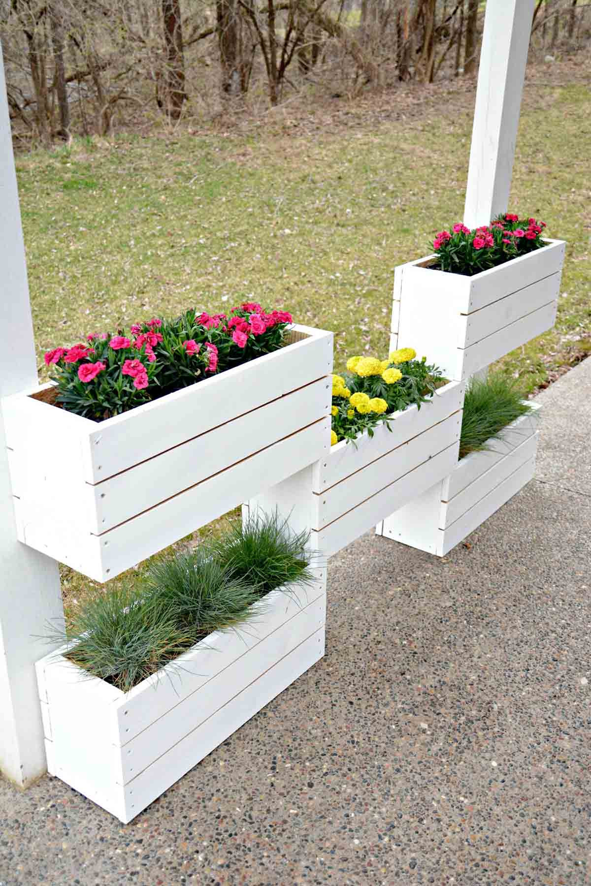 DIY Wooden Flower Box
 32 Best DIY Pallet and Wood Planter Box Ideas and Designs