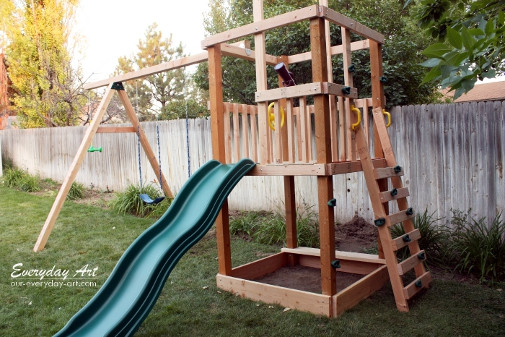 DIY Wooden Playset
 Everyday Art DIY Wooden Swing Set